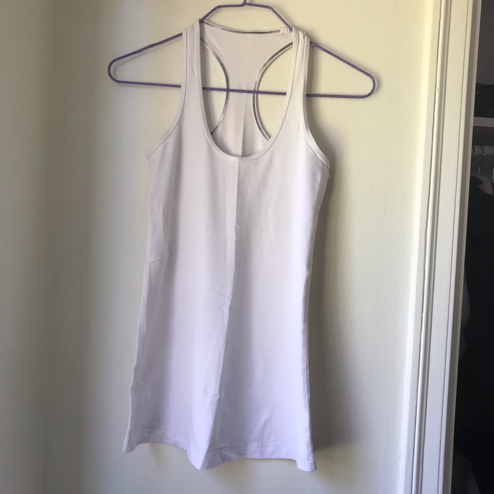 White lululemon tank